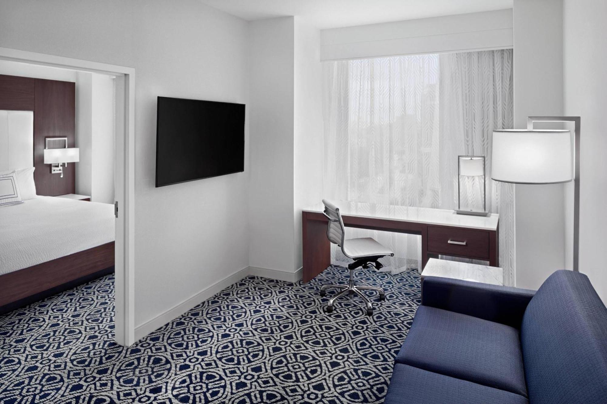 Residence Inn By Marriott Stamford Downtown Exterior photo
